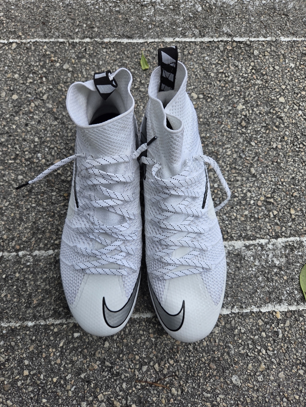 NIKE 360 UNTOUCHABLES CLEATS